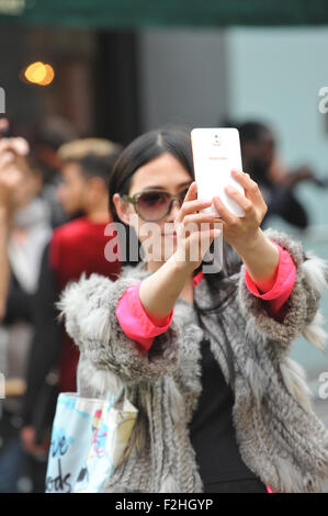 Brewer Street, Londra, Regno Unito. 19 settembre 2015. La London Fashion Week che si terrà presso il parcheggio NCP di Soho. Foto Stock