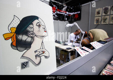 Torino, Italia. Xix Sep, 2015. Si torna al Palavela il sesto italiano artisti del tatuaggio, il festival di arte del tatuaggio e saranno ospitati da 250 artisti del tatuaggio e tattooers. © Elena Aquila/Pacific Press/Alamy Live News Foto Stock