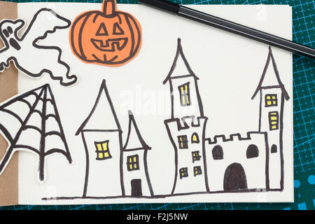 Una vista in pianta di una scena di disegno decorazioni di halloween Foto Stock