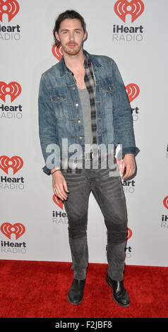 Las Vegas, Nevada, USA. Xx Settembre, 2015. Musicista Hozier assiste il 2015 iHeartRadio Music Festival il 19 settembre 2015 presso la MGM Grand Arena di Las Vegas, Nevada. Credito: Marcel Thomas/ZUMA filo/Alamy Live News Foto Stock