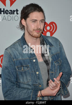 Las Vegas, Nevada, USA. Xx Settembre, 2015. Musicista Hozier assiste il 2015 iHeartRadio Music Festival il 19 settembre 2015 presso la MGM Grand Arena di Las Vegas, Nevada. Credito: Marcel Thomas/ZUMA filo/Alamy Live News Foto Stock