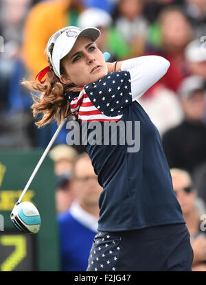 St. Leon-Rot, Germania. Xx Settembre, 2015. Noi golfista Lexi Thompson in azione durante la Solheim Cup in St. Leon-Rot, Germania, 20 settembre 2015. Due squadre consistente dei migliori dodici femmina professionale i golfisti provenienti da Europa e Stati Uniti, rispettivamente, per prendere parte alla Biennale team golf tournament, con le sedi di gara rotante tra Europa e Stati Uniti. La Germania è l'hosting del Solheim Cup per la prima volta. Foto: UWE ANSPACH/dpa/Alamy Live News Foto Stock