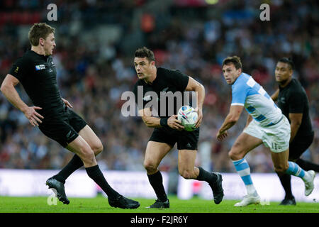 Londra, Regno Unito. Xx Settembre, 2015. Coppa del Mondo di rugby. Nuova Zelanda contro Argentina. Nuova Zelanda outhalf Dan Carter in azione Credit: Azione Plus sport/Alamy Live News Foto Stock