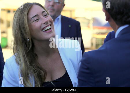 Torino, Italia. Xx Settembre, 2015. Il ministro per le riforme costituzionali e per le relazioni con il Parlamento nel governo Renzi, Maria Elena Boschi ospite presso la festa dell'ala sinistra quotidiano di Torino. © Massimiliano Ferraro/Pacific Press/Alamy Live News Foto Stock