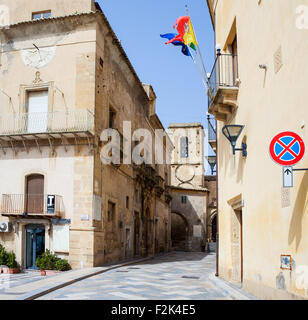 Vista di Assoro, piccola città in Sicilia. Italia Foto Stock