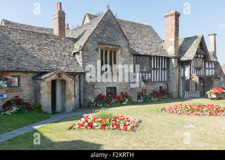 Almonry informazioni turistiche e il centro del patrimonio presso la Abbey Mews a Evesham, Worcestershire Foto Stock