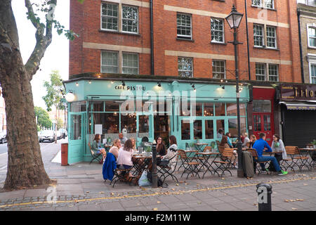 Cafe Pesto London EC1 UK aperto francese alfresco cafe bistro in Clerkenwell Foto Stock