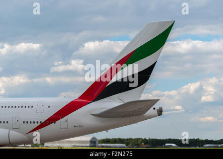 MANCHESTER, Regno Unito - Agosto 07, 2015: Emirates Airbus A380 livrea di coda all'Aeroporto di Manchester Aug 07 2015. Foto Stock