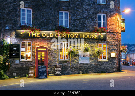 Il vecchio Custom House, Padstow, North Cornwall, Regno Unito Foto Stock