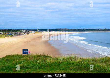 Un quasi deserte South Shields beach, su una mattina di autunno. Foto Stock