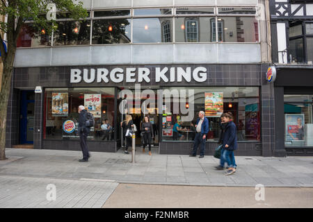 Burger King fast food store in Exeter City Centre Regno Unito Foto Stock