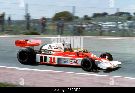James Hunt in una McLaren M23 al GP di Spagna al Circuito del Jarama 1976 Foto Stock
