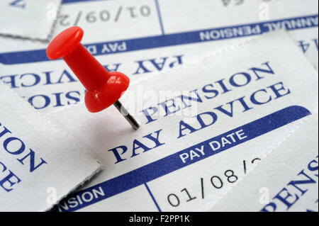Pensione privata a pagamento con Consigli bacheca PIN ri risparmi pensionistici pagamenti SOCIETÀ DI INVESTIMENTI SUL POSTO DI LAVORO I REDDITI DI PENSIONAMENTO REGNO UNITO Foto Stock