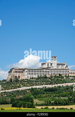 Basilica di San Francesco d'Assisi, Assisi, Provincia di Perugia, Umbria, Italia Basilica Foto Stock