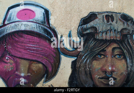 Graffiti, street art di Kerem Hateimanim, Yemenite trimestre, Tel Aviv Yafo, Israele Foto Stock