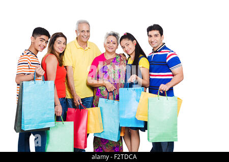 Gruppo indiano Joint famiglia shopping Foto Stock