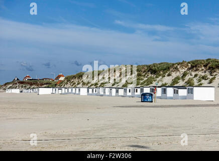 Loekken nel Nord dello Jutland con dune di sabbia e spiaggia di capanne Foto Stock