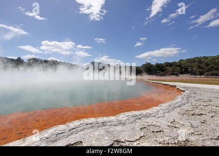 Pool di Champagne, Waiotapu Thermal Wonderland, Nuova Zelanda. Foto Stock