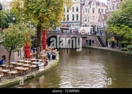 Canal pontili nella città olandese di Utrecht, Paesi Bassi Foto Stock