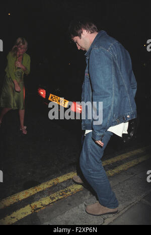 Patsy Kensit,Liam Gallagher, Londra 24.7.97 3 foto (immagine di credito©Jack Ludlam) Foto Stock