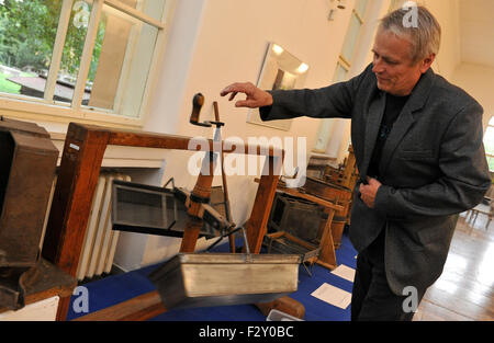 Brno, Repubblica Ceca. Xxv Sep, 2015. Tre giorni di incontro internazionale di apicoltori inizia a Brno, in Repubblica ceca, 25 settembre 2015. Foto dell'organizzatore Matela Leopold. © Vaclav Salek/CTK foto/Alamy Live News Foto Stock