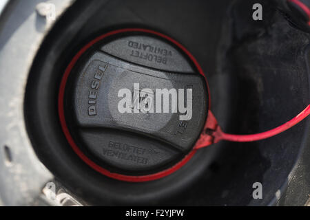 Vista del serbatoio del gasolio sulla vettura Foto Stock