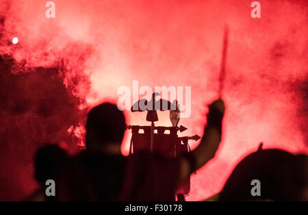 Cartagena, Spagna. Xxv Sep, 2015. La battaglia per la conquista di Qart Hadasht tra truppe Magon e le legioni di Scipione. Credito: ABEL F. ROS/Alamy Live News Foto Stock