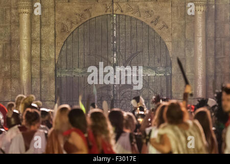 Cartagena, Spagna. Xxv Sep, 2015. La battaglia per la conquista di Qart Hadasht tra truppe Magon e le legioni di Scipione. Credito: ABEL F. ROS/Alamy Live News Foto Stock