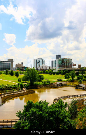 La città di Little Rock visto da William J. Clinton Parco presidenziale Foto Stock