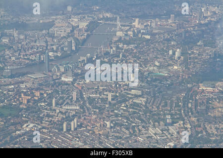 Londra, UK. 26 Settembre 2015.Vista aerea della skyline di Londra e il fiume Tamigi Credito: amer ghazzal/Alamy Live News Foto Stock