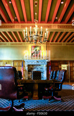Il governatore di una sala conferenze all'interno dell'Arkansas State Capitol Building a Little Rock Foto Stock