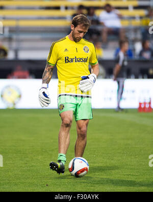 Settembre 26, 2015:"Columbus Crew SC portiere Steve Clark (1) si riscalda prima di una stagione regolare corrispondenza tra Columbus Crew SC e Portland Legni a Mapfre Stadium di Columbus, OH. Brent Clark/Alamy Live News Foto Stock