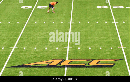 Syracuse, NY, STATI UNITI D'AMERICA. 26 Sep, 2015. La LSU sconfitto Siracusa 34-24 al Carrier Dome in Syracuse, New York. Foto di Alan Schwartz/Cal Sport Media/Alamy Live News Foto Stock