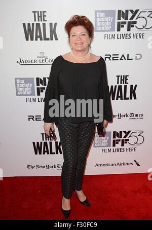 New York, NY, STATI UNITI D'AMERICA. 26 Sep, 2015. Kate Mulgrew presso gli arrivi per la Passeggiata Premiere al New York Film Festival 2015 apertura notturna di Gala, Alice Tully Hall presso il Lincoln Center di New York, NY Settembre 26, 2015. Credito: Derek Storm/Everett raccolta/Alamy Live News Foto Stock