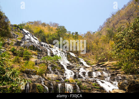 Mae Ya cascata, Nam Tok Mae Ya, Chiang Mai, Thailandia Foto Stock