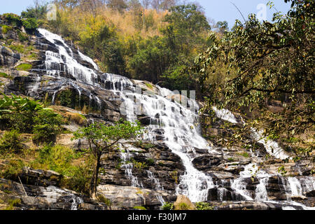 Mae Ya cascata, Nam Tok Mae Ya, Chiang Mai, Thailandia Foto Stock