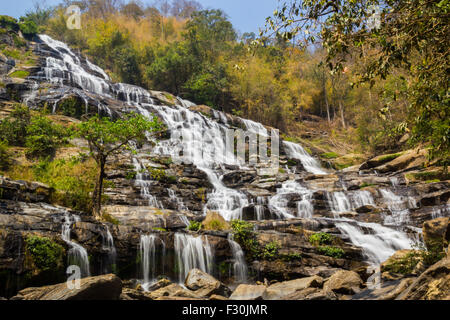 Mae Ya cascata, Nam Tok Mae Ya, Chiang Mai, Thailandia Foto Stock