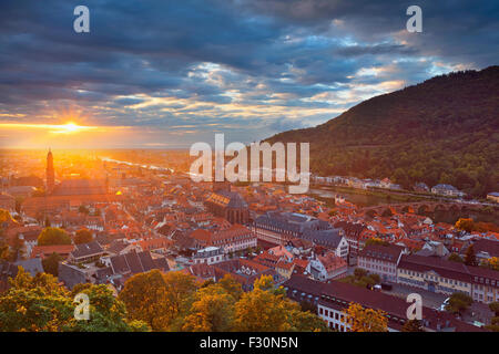 Heidelberg. Immagine della città tedesca di Heidelberg durante il tramonto. Foto Stock