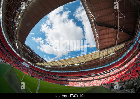 Wembley Stadium, Londra, Regno Unito. 27 Settembre 2015. Wembley si prepara per l'Irlanda contro la Romania nella partita Pool D della Coppa del mondo di Rugby 2015. Credit: Malcolm Park/Alamy Live News Foto Stock