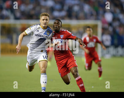 Carson, CA. Il 27 settembre, 2015. LA galassia della LA centrocampista #14 Robbie Rogers durante il gioco MLS tra la galassia della LA e la FC Dallas al centro Stubhub a Carson, CA. Justin Cooper/CSM/Alamy Live News Foto Stock