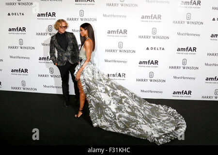 Peter Dundas und Ciara bei der amfAR la Fashion Week di Milano Gala 2015 im La Permanente. Mailand, 26.09.2015/picture alliance Foto Stock