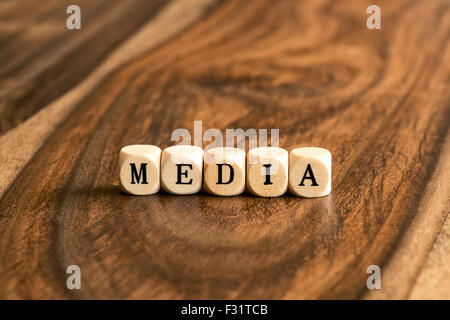 MEDIA word sfondo su blocchi di legno Foto Stock