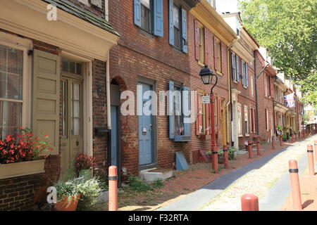 Elfreth's Alley, la più antica strada abitata negli USA a Philadelphia, Pennsylvania, Stati Uniti d'America Foto Stock