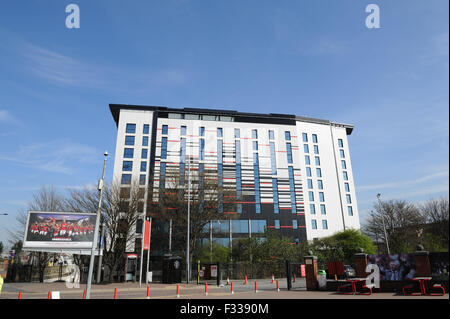 Hotel calcio, una partita di football Themed Hotel situato sul lato opposto del Manchester United Football Club, Old Trafford, Manchester Foto Stock