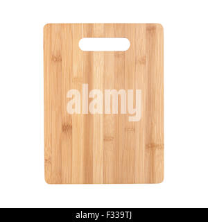Nuova scheda di taglio fatto di bambù plance isolati su sfondo bianco Foto Stock
