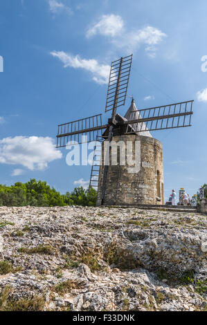 Francia, Alphonse Daudet il mulino a vento in Fontvieille Foto Stock