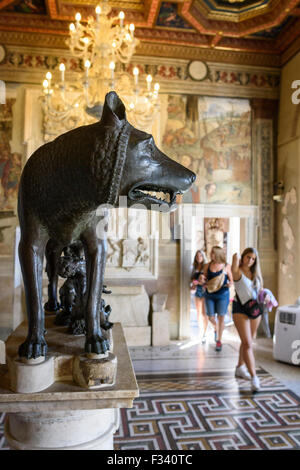 Roma. L'Italia. Museo Capitolino. Lupa. Foto Stock