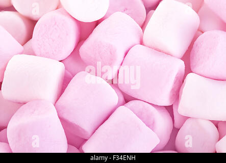 Fluffy Round Marshmallows come sfondo. Sweet Food Candy Background Foto Stock