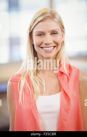 Ritratto di imprenditrice sorridente Foto Stock