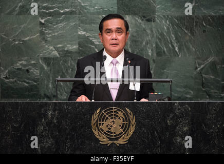 New York, NY, STATI UNITI D'AMERICA 29 Sep, 2015. Primo ministro tailandese Prayut Chan-o-cha risolve il settantesimo sessione dell' Assemblea generale delle Nazioni Unite presso la sede delle Nazioni Unite a New York il 7 settembre 29, 2015. Credito: ONU foto/Cia Pak/Xinhua/Alamy Live News Foto Stock